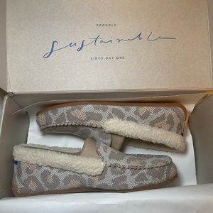 NEW Rothy’s Cozy Cat slippers